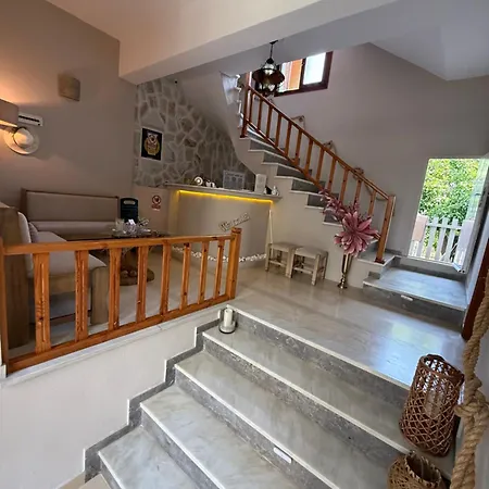 Corali Pelion 3*